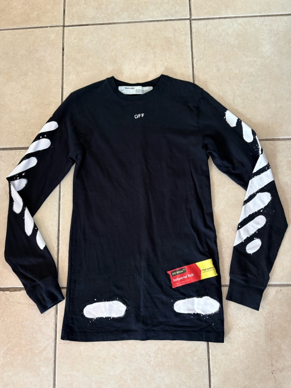 OFF WHITE Industrial Belt Graffiti Longsleeve T-shirt Size XS